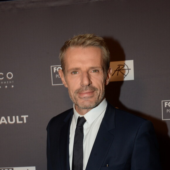 Lambert Wilson lors du dîner de la fondation ARC au restaurant de l'hôtel The Peninsula à Paris le 10 octobre 2016.