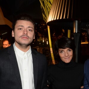 Exclusif - No Web - Kev Adams, Florence Foresti et Jonathan Cohen lors du dîner de la fondation ARC au restaurant de l'hôtel The Peninsula à Paris le 10 octobre 2016.