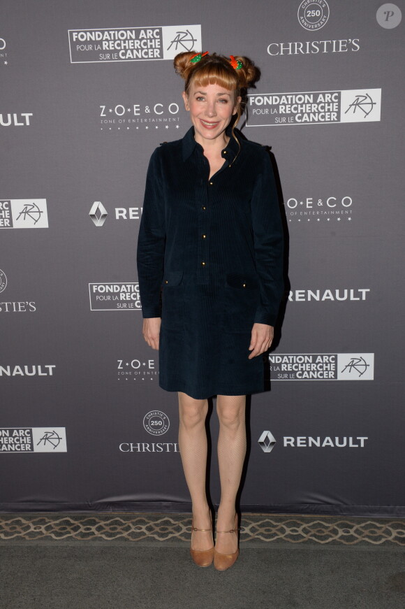 Julie Depardieu lors du dîner de la fondation ARC au restaurant de l'hôtel The Peninsula à Paris le 10 octobre 2016.