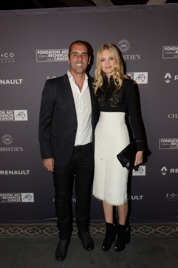 Cédric Pioline et sa compagne Oxana lors du dîner de la fondation ARC au restaurant de l'hôtel The Peninsula à Paris le 10 octobre 2016.