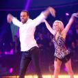  Kamel le magicien et Emmanuelle Berne - "Danse avec les stars 7" sur TF1. Le 15 octobre 2016. 