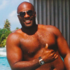 Teddy Riner se la coule douce en vacances, le 14 octobre 2016.