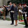 Kate Middleton, duchesse de Cambridge, et le prince William, duc de Cambridge, au cénotaphe de Manchester le 14 octobre 2016.