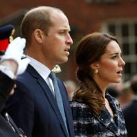 Kate Middleton et William: Foot, recueillement et souvenir de Diana à Manchester