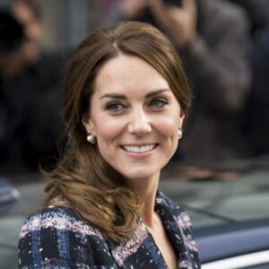 Le prince William, duc de Cambridge et Catherine Kate Middleton, duchesse de Cambridge, quittent le musée nationale du football à Manchester le 14 octobre 2016.  14 October 2016. Prince William, Duke of Cambridge and Catherine, Duchess of Cambridge visit The National Football Museum in Manchester.14/10/2016 - Manchester