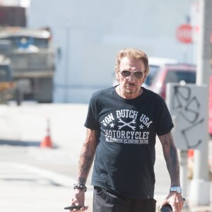 Exclusif - De retour de sa virée à moto sur les traces de "Easy Rider", Johnny Hallyday se rend à son cours de sport à Los Angeles, le 6 octobre 2016.