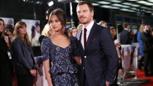 Alicia Vikander et Michael Fassbender: Les tourtereaux rayonnent sur tapis rouge