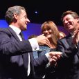 Carla Bruni-Sarkozy durant un meeting de Nicolas Sarkozy au Palais des Congrès Neptune à Toulon, France, le 21 octobre 2016, pour la campagne des primaires des Républicains en vue de l'élection présidentielle de 2017. © Bruno Bebert/Bestimage