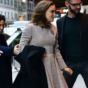 Exclusif - Natalie Portman (enceinte) à New York le 16 octobre 2016.