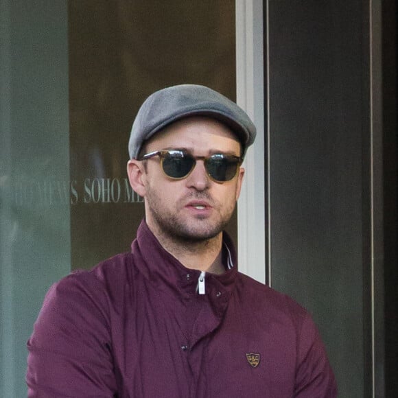 Exclusif - Justin Timberlake à la sortie de son domicile à New York, le 9 octobre 2016