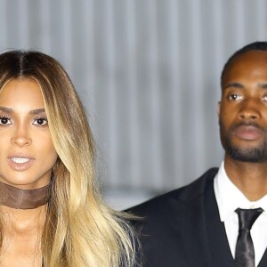 Ciara, enceinte, assiste au défilé des finalistes du 2016 CFDA/Vogue Fashion Fund au Chateau Marmont. Los Angeles, le 26 octobre 2016.