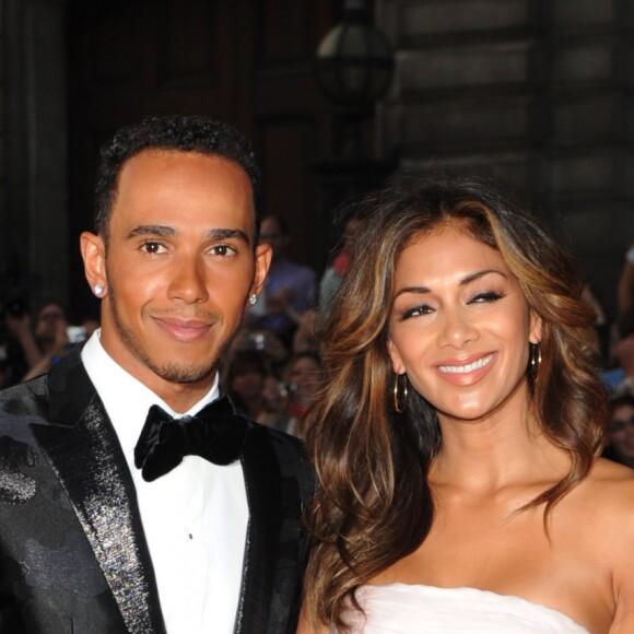 Nicole Scherzinger et son compagnon Lewis Hamilton à la Soirée "GQ Men of the Year Awards 2014" à Londres, le 2 septembre 2014.