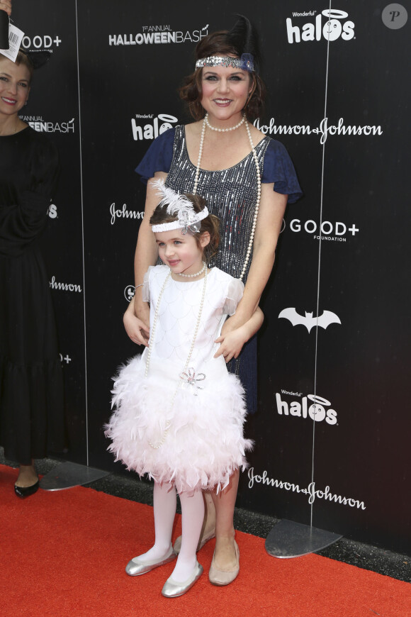 Tiffani Thiessen et sa fille Harper Smith à la soirée Good+ Foundation's first annual Halloween à Hollywood, le 29 octobre 2016