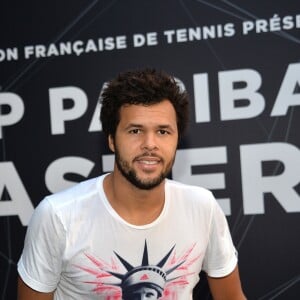 Exclusif - Jo-Wilfried Tsonga s'entraîne lors du Bnp Paribas Masters à l'AccorHotels Arena à Paris le 29 octobre 2016