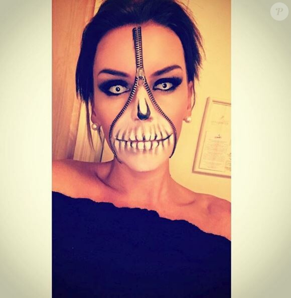 Amélie Neten déguisée en squelette pour Halloween, 31 octobre 2016, sur Instagram