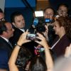 Le président de la République François Hollande et la princesse Lalla Salma du Maroc entourés par les médias lors de l'ouverture du Congrès Mondial contre le Cancer au Palais des Congrès à Paris, le 31 octobre 2016. © Dominique Jacovides/Bestimage
