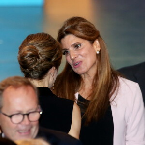 La reine Letizia d'Espagne et la princesse Dina Mired de Jordanie lors de l'ouverture du Congrès Mondial contre le Cancer au Palais des Congrès à Paris, le 31 octobre 2016. © Dominique Jacovides/Bestimage