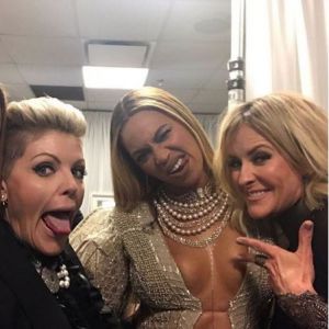 Photo des Dixie Chicks et Beyoncé aux CMT Awards 2016 à Nashville.