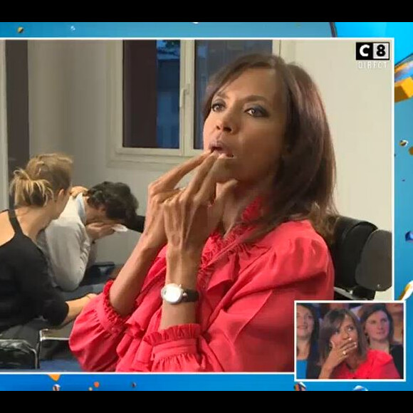 Un sketch hilarant de Karine Le Marchand dévoilé dans "TPMP", vendredi 4 novembre 2016