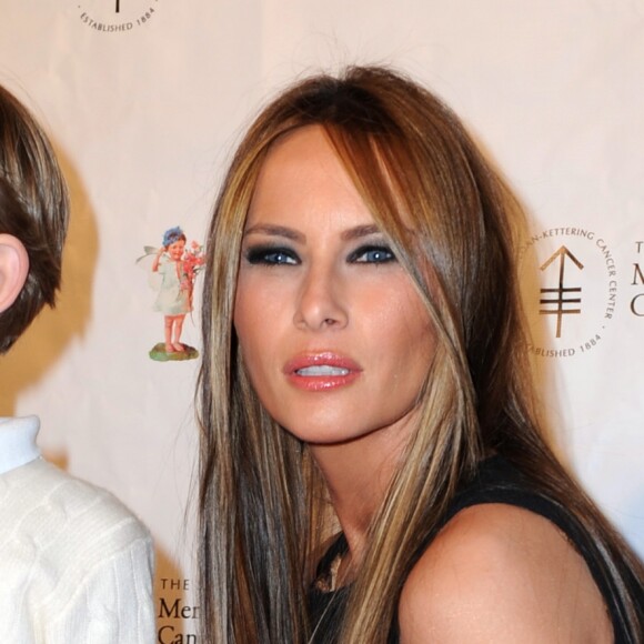 MELANIA TRUMP ET SON FILS BARRON - 19EME SOIREE "BUNNY HOP" AU MEMORIAL SLOANKETTERING CANCER CENTER AU PROFIT DE F.A.O. SCHWARZ A NEW YORK le 9 mars 2010