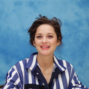Marion Cotillard, enceinte, à la conférence de presse de "Allied" à l'hôtel Beverly Hilton de Beverly Hills. Los Angeles, le 9 novembre 2016.