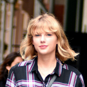 Taylor Swift quitte son appartement de Tribeca à New York City, New York, Etats-Unis, le 28 septembre 2016.