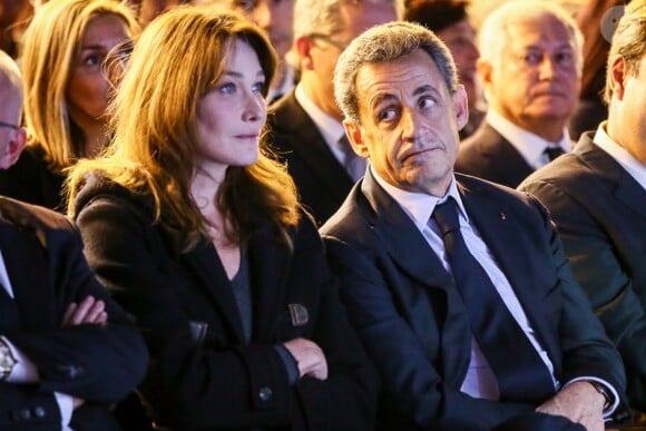 Carla Bruni-Sarkozy au meeting de son mari Nicolas Sarkozy pour les présidentielles 2017 à Saint-Maur-des-Fossés le 14 novembre 2016.