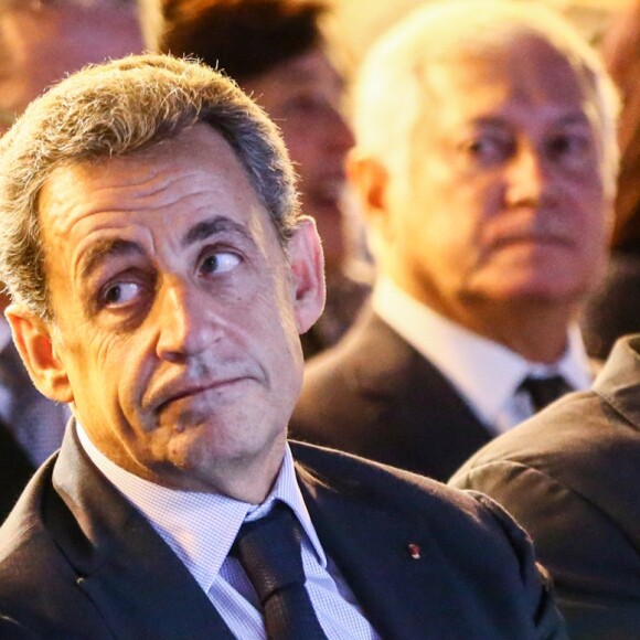 Carla Bruni-Sarkozy au meeting de son mari Nicolas Sarkozy pour les présidentielles 2017 à Saint-Maur-des-Fossés le 14 novembre 2016.