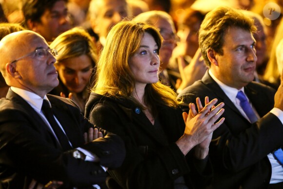 Carla Bruni-Sarkozy au meeting de son mari Nicolas Sarkozy pour les présidentielles 2017 à Saint-Maur-des-Fossés le 14 novembre 2016.