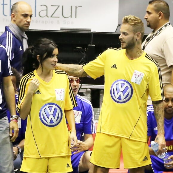 M. Pokora et Jenifer participent à la 6e édition du foot-concert au profit de l'association Huntington Avenir qui lutte en faveur des malades et de leur famille, à Lyon le 13 octobre 2012.