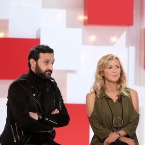 Exclusif - Cyril Hanouna et Enora Malagré à l'enregistrement de l'émission "Vivement la télé" de Michel Drucker au Studio Gabriel avec une partie de l'équipe de Touche pas à mon poste le 9 novembre 2016.