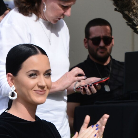 Le label Capitol Records inaugure sa Star of Recognition sur le Hollywood Walf of Fame en présence de son artiste Katy Perry. Los Angeles, le 15 novembre 2016.