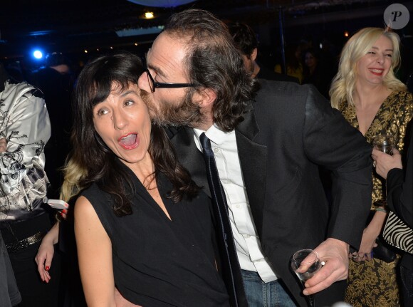 Romane Bohringer et son compagnon Philippe Rebbot - Cocktail lors de la présentation de la nouvelle étoile de la galaxie "Angel" de Thierry Mugler avec sa nouvelle égérie Georgia May Jagger à la Coupole du Printemps Haussmann à Paris, le 30 janvier 2015.