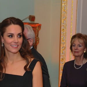 La duchesse Catherine de Cambridge prenait part le 22 novembre 2016 à la cérémonie de remise de prix Wellbeing in Schools Awards de l'association Place2Be dont elle est la marraine, à la Mansion House à Londres.