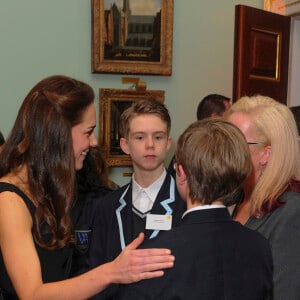 La duchesse Catherine de Cambridge prenait part le 22 novembre 2016 à la cérémonie de remise de prix Wellbeing in Schools Awards de l'association Place2Be dont elle est la marraine, à la Mansion House à Londres.