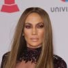 Jennifer Lopez lors du photocall des arrivées de la 17e soirée des "Latin Grammy Awards" au T-Mobile Arena à Las Vegas, Nevada, Etats-Unis, le 17 novembre 2016. © MJT/AdMedia/Zuma Press/Bestimage