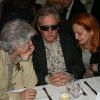 Gilbert Montagné et sa femme Nicole - Soirée de lancement du livre "Le Guide de Sulitzer de l'Île Maurice" de Paul-Loup Sulitzer au restaurant "Les Petites Sorcières" à Paris, le 28 novembre 2016.