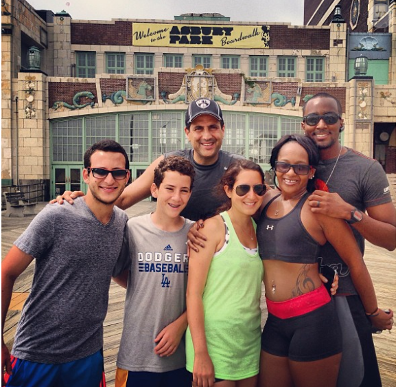 Nick Gordon et sa compagne Bobbi Kristina, heureux et en couple. Photo publiée sur sa page Instagram avant qu'elle ne plonge dans le coma au mois de janvier 2015