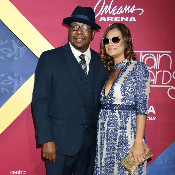 Bobby Brown et sa femme Alicia Etheredge enceinte à la soirée Soul Train Awards à Las Vegas, le 6 novembre 2016