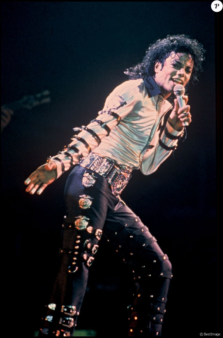 Michael Jackson sur scène en concert à Londres, le 28 mai 1988