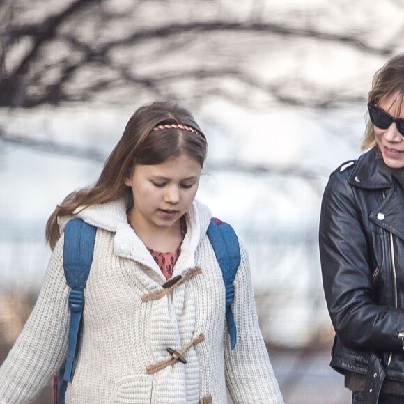 Exclusif - Michelle Williams se promène avec sa fille Matilda Ledger dans les rues de New York, le 8 mars 2016