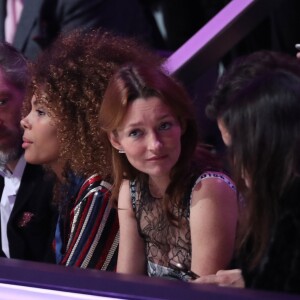 Vincent Cassel et sa compagne Tina Kunakey au défilé "Victoria's Secret Paris 2016" au Grand Palais à Paris, le 30 novembre 2016. © Cyril Moreau/Bestimage