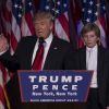 Donald Trump avec son fils Barron et Mike Pence lors de son discours au Hilton New York après son élection à la présidence des Etats-Unis. New York, le 9 novembre 2016.
