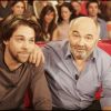 Gérard Jugnot et son fils Arthur sur le plateau de l'émission Vivement dimanche à Paris le 23 février 2005