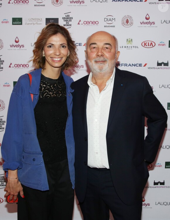 Exclusif - Gérard Jugnot et sa femme Patricia Campi - 1ère édition des "Plumes d'Or du Vin et de la Gastronomie" au Pavillon Vendôme à Paris. Le 19 mai 2016