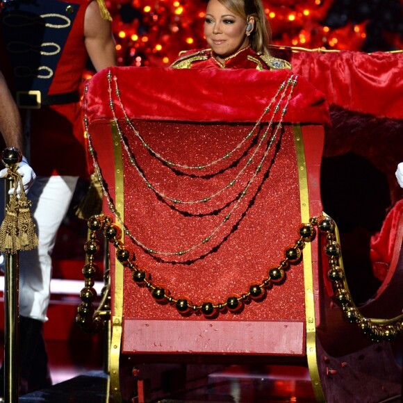 Mariah Carey en concert pour le "VH1 DIVAS HOLIDAY: UNSILENT NIGHT" à New York le 2 décembre 2016