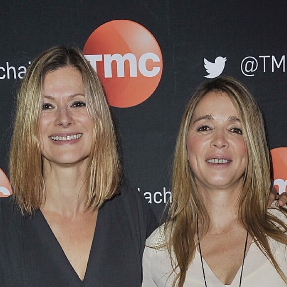 Laly Meignan et Hélène Rollès - People lors du showcase de Elsa Esnoult au Divan Du Monde à Paris, le 4 novembre 2014.