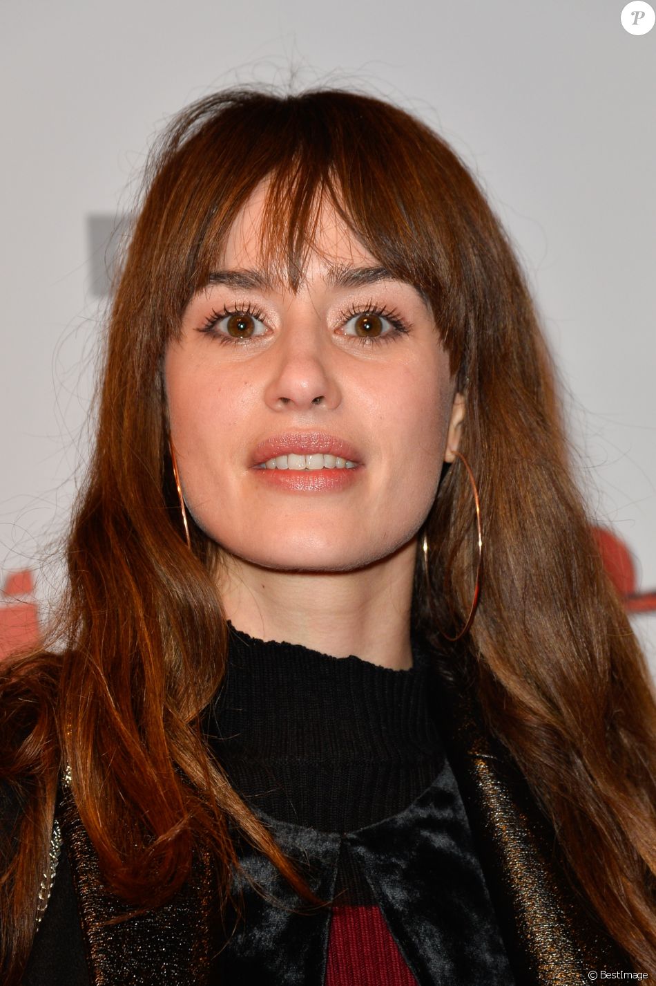 Alice David Films Et Programmes Tv Alice David lors de l'avant-première du film A Fond du réalisateur