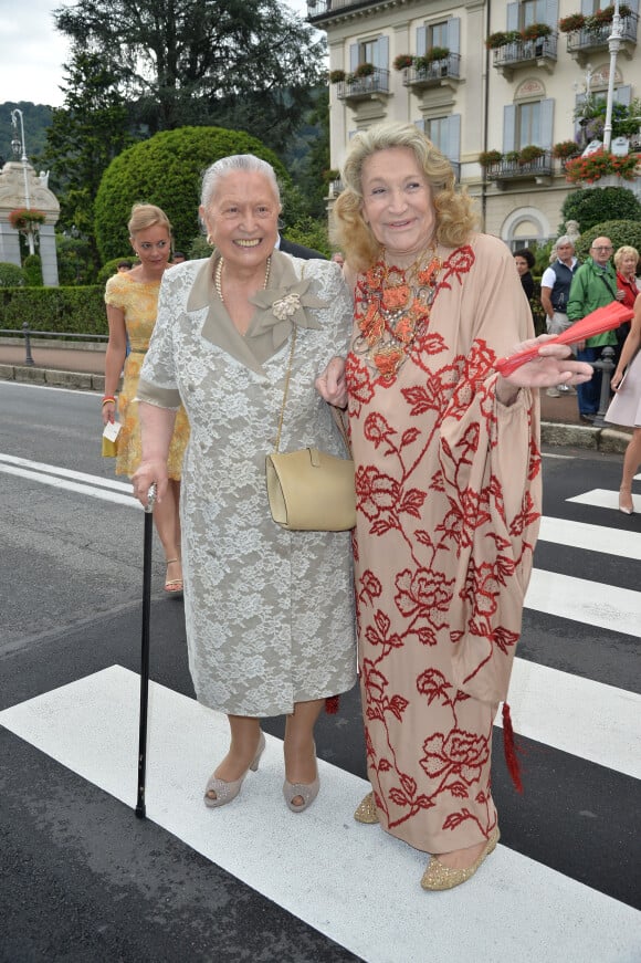 Fernanda Biffi Casiraghi, grand-mère de Pierre Casiraghi, et la comtesse Marta Marzotto, grand-mère de Beatrice Borromeo, décédée en juillet 2016, lors du mariage de Pierre et Beatrice sur les Iles Borromées le 1er août 2015.