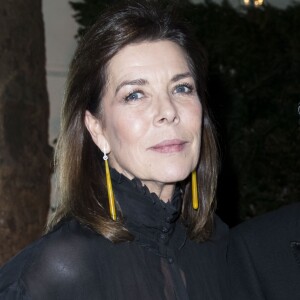 La princesse Caroline de Hanovre et Karl Lagerfeld - Deuxième défilé Chanel "Métiers d'Art" au Ritz à Paris, France, le 6 décembre 2016. Cette collection destinée à mettre en valeur le précieux savoir-faire des ateliers Chanel (bottier, plisseur, plumassier, brodeur, ...) donne lieu depuis 2002 à un défilé au mois de décembre. © Olivier Borde/Bestimage